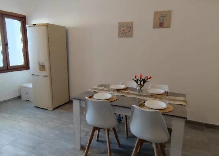 Macchialuru & Relax Tatil Evi