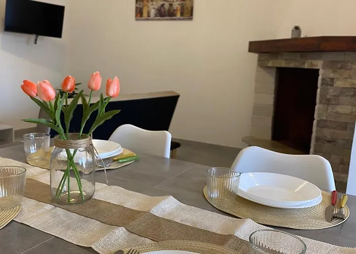 Macchialuru & Relax Tatil Evi Erchie (Apulia)