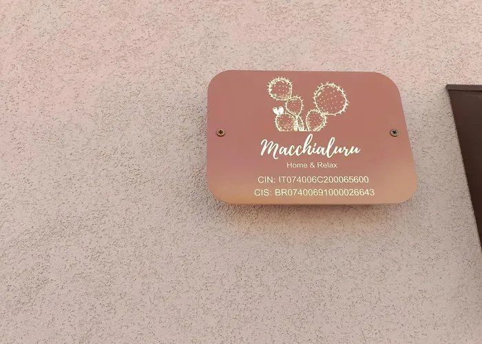 Macchialuru & Relax Tatil Evi Erchie (Apulia)